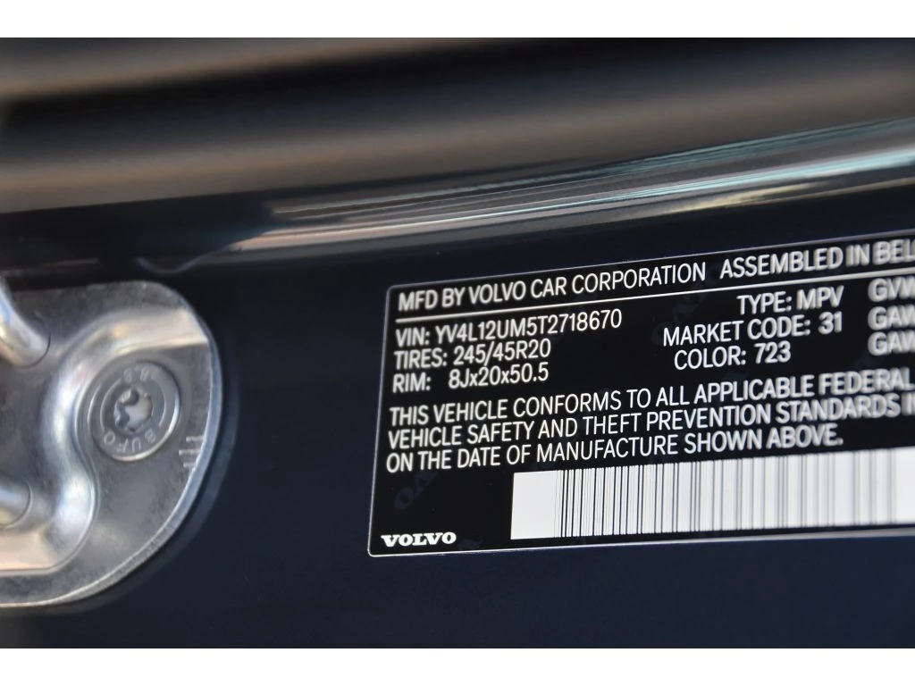 2026 Volvo - image 26