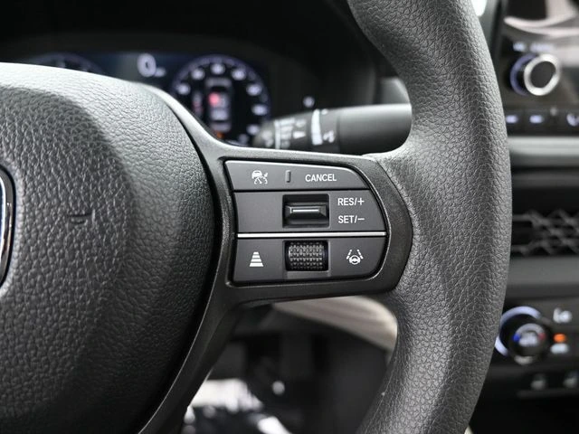 2025 Honda Accord LX - Photo 17