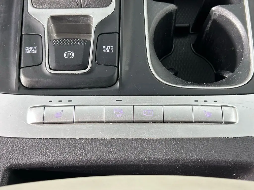 2022 Kia Carnival LXS photo 18