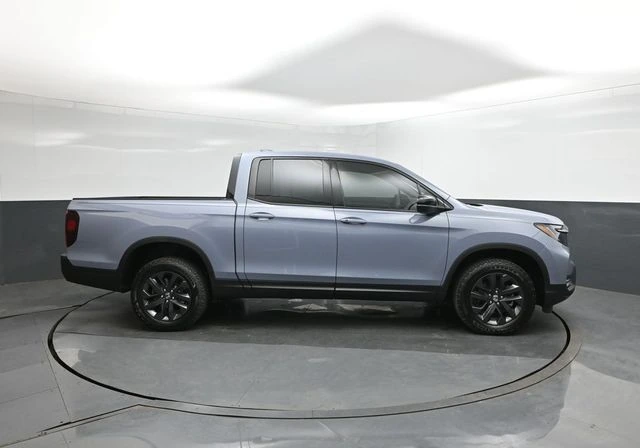 2026 Honda Ridgeline Sport - Photo 8