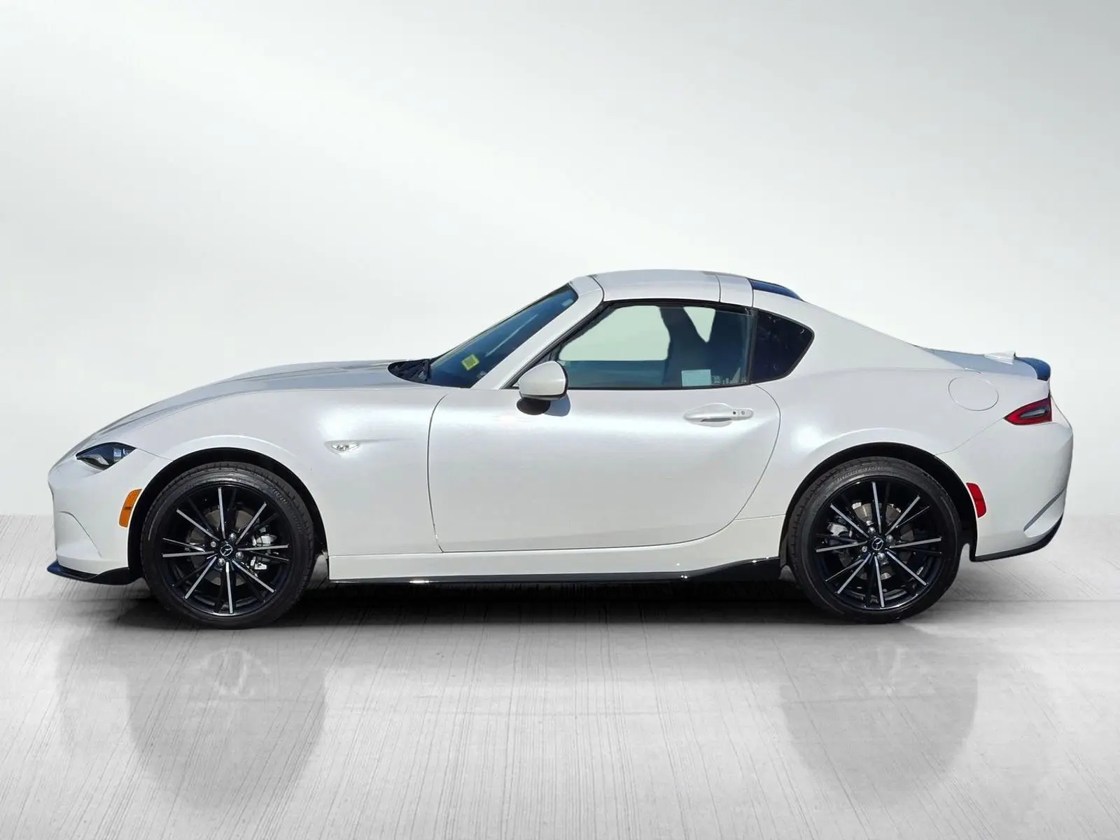 2024 Mazda MX-5 Miata Miata RF Grand Touring photo 8
