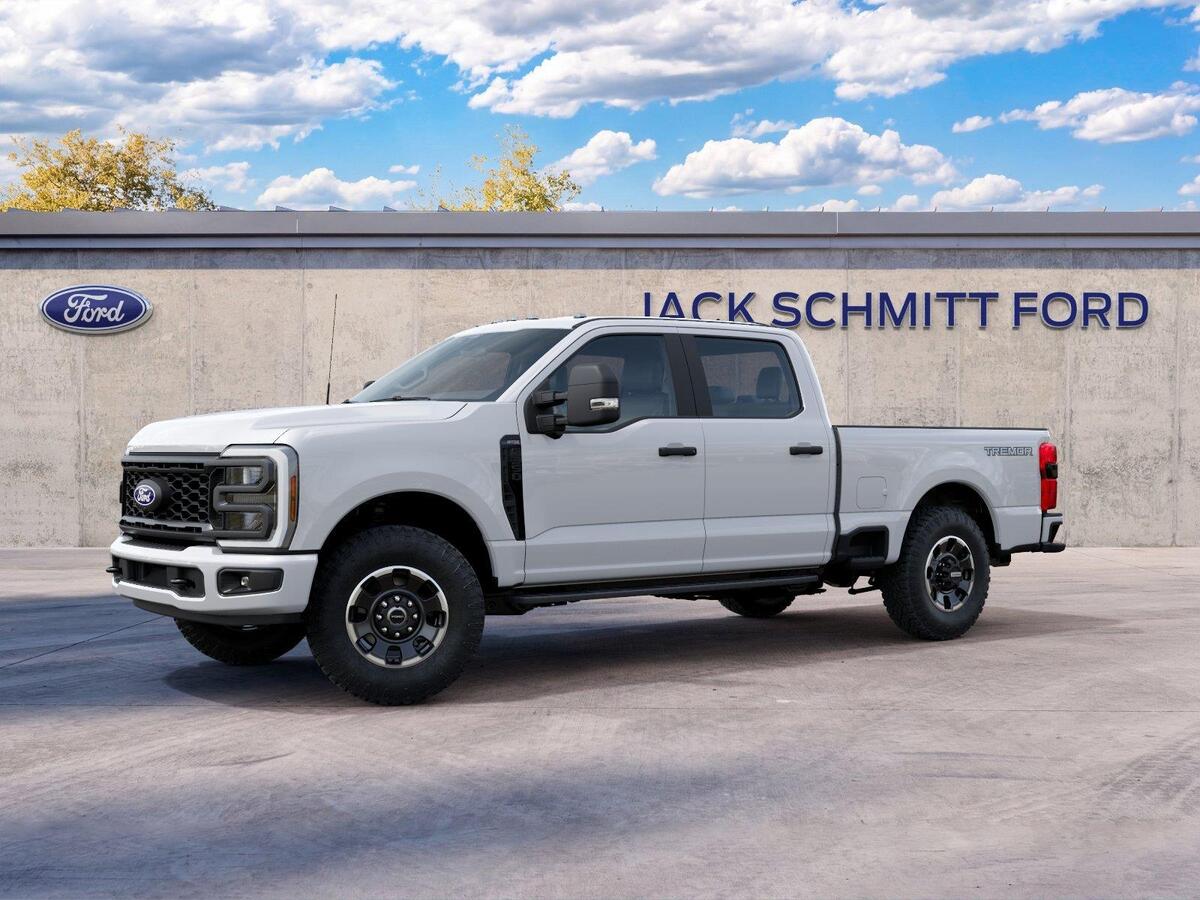 2027 Ford Super Duty F-350 SRW XL