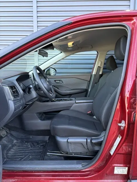 2023 Nissan Rogue S photo 5