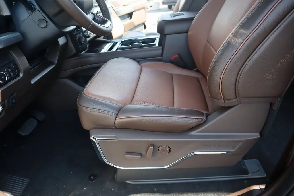 2026 Ford F-250 King Ranch photo 12