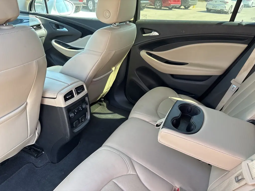 2018 Buick Envision Essence photo 25