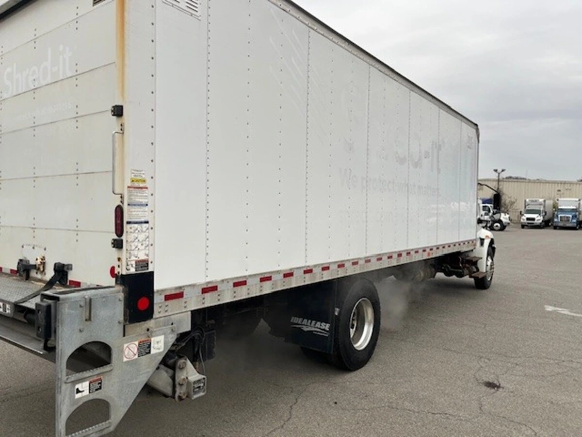 2019 International MV - image 6