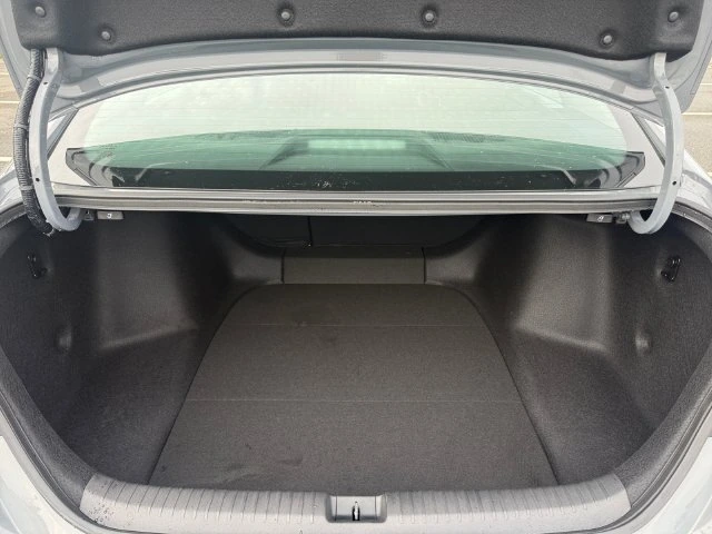 2025 Honda Accord SE - Photo 21