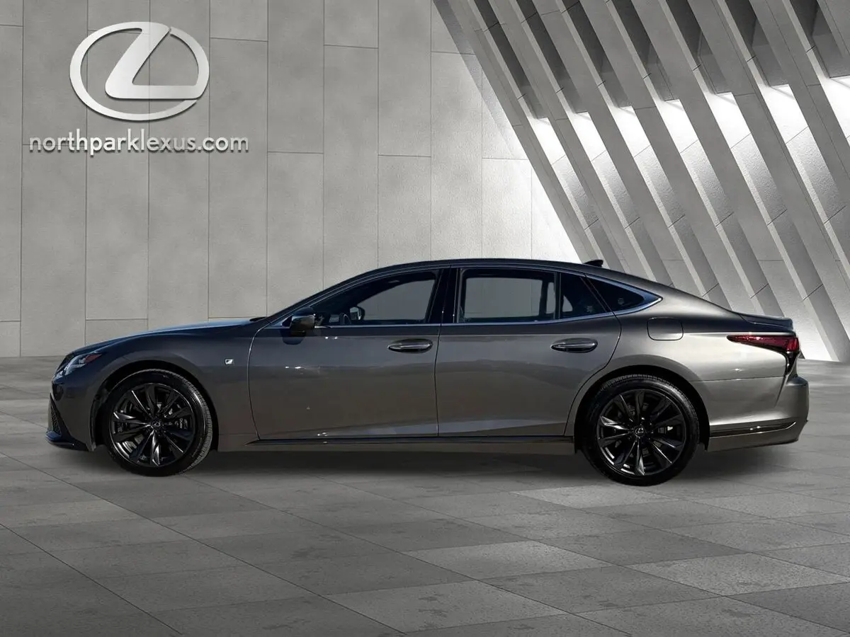 2024 Lexus LS