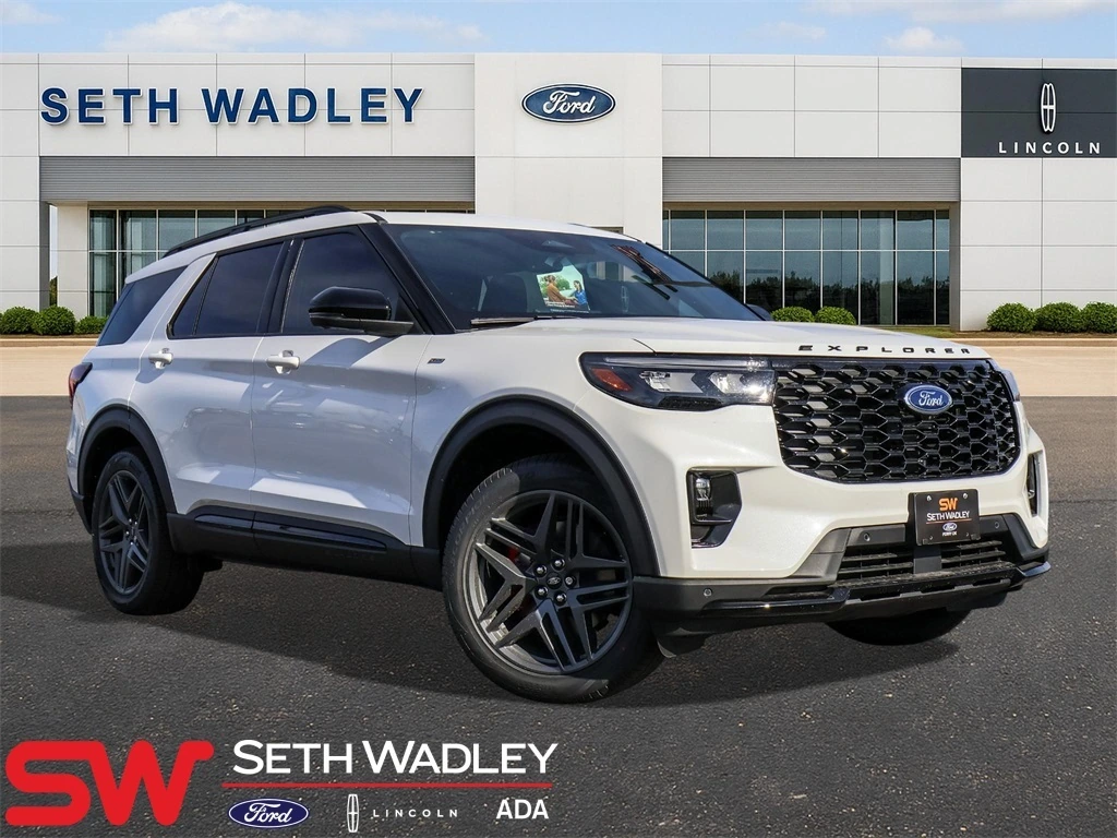 2026 Ford Explorer ST-LINE's photo