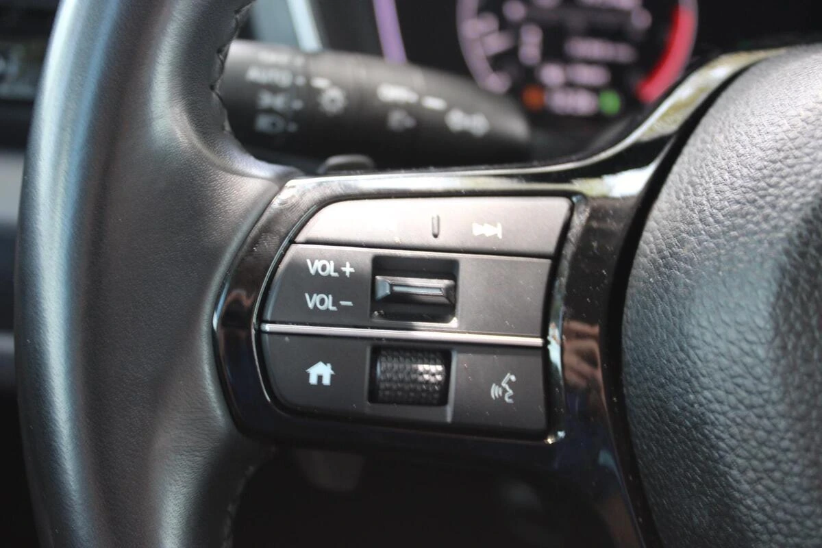 2025 Honda Pilot Touring - Photo 26