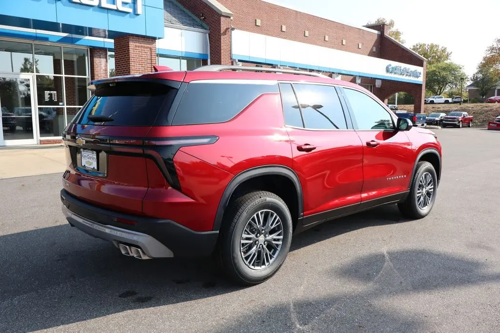 2026 Chevrolet Traverse 2LT photo 33
