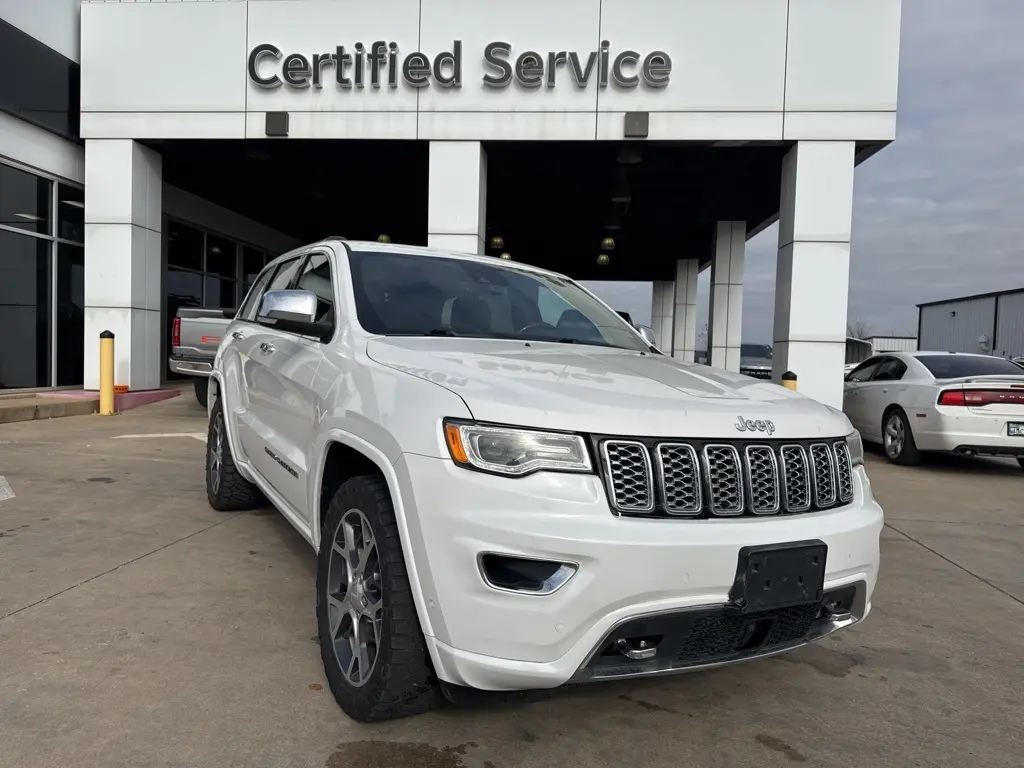 2019 Jeep Grand Cherokee Overland's photo