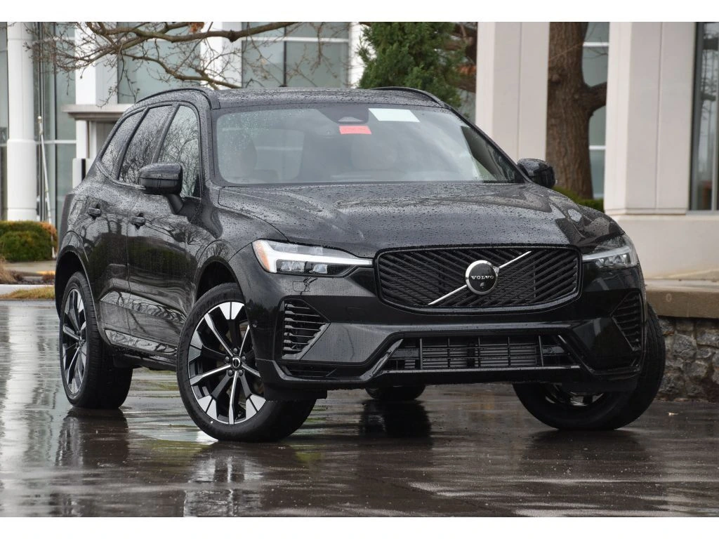 2026 Volvo - image 1