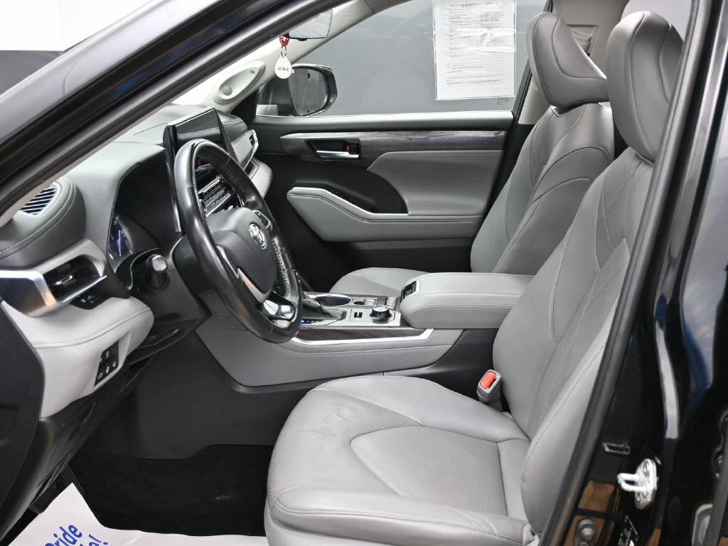 2022 Toyota Highlander Platinum - Photo 10