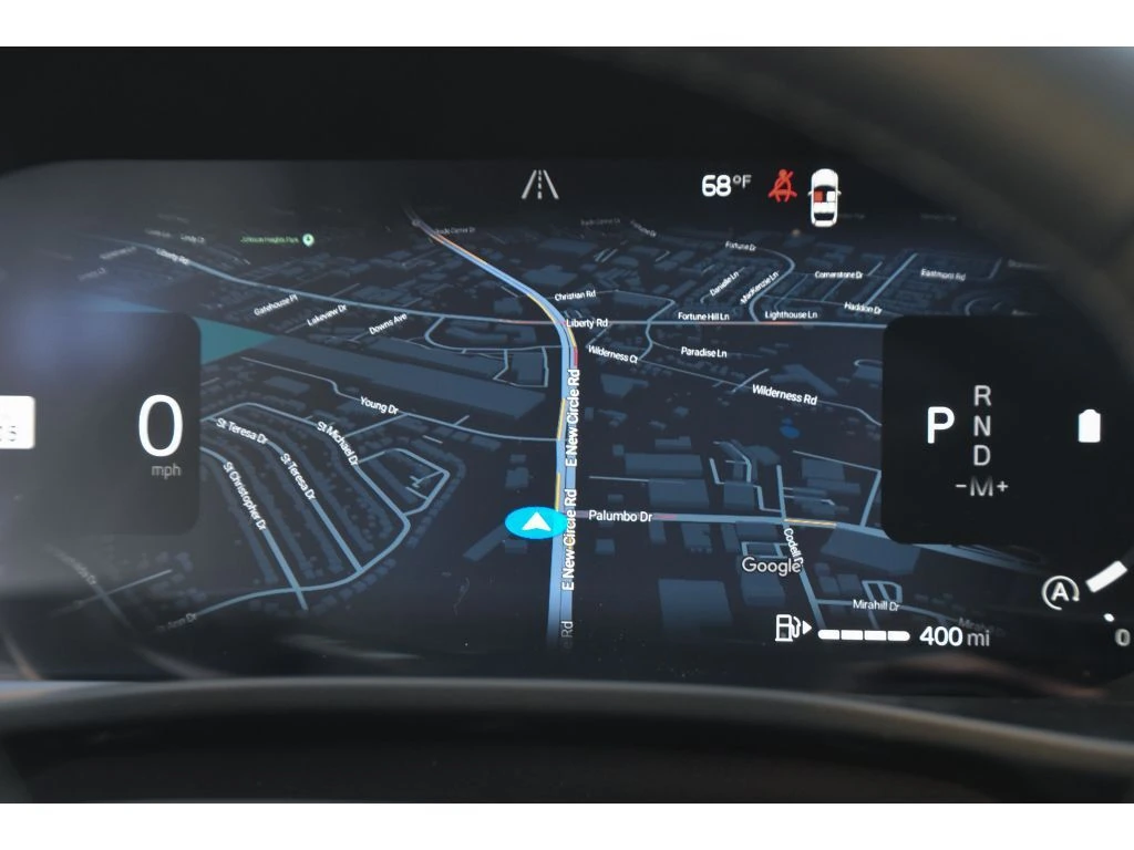 2026 Volvo - image 18