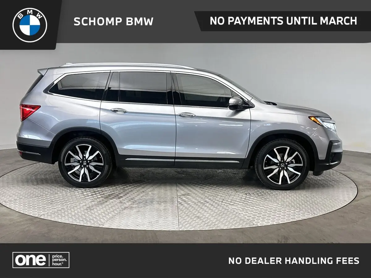 2022 Honda Pilot Elite's photo