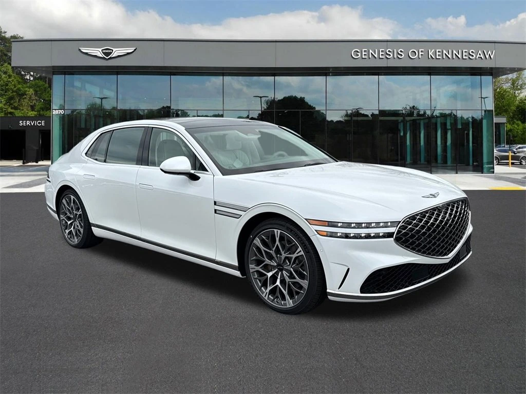 2026 GENESIS G90 Base's photo