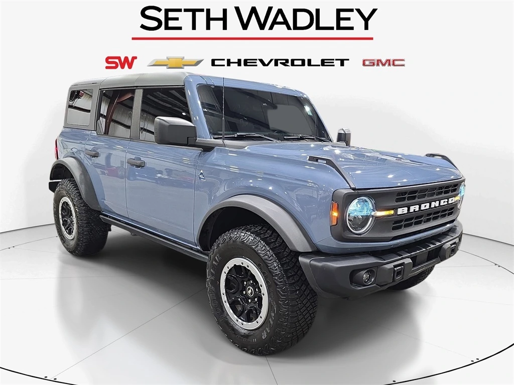2023 Ford Bronco 4-Door Black Diamond