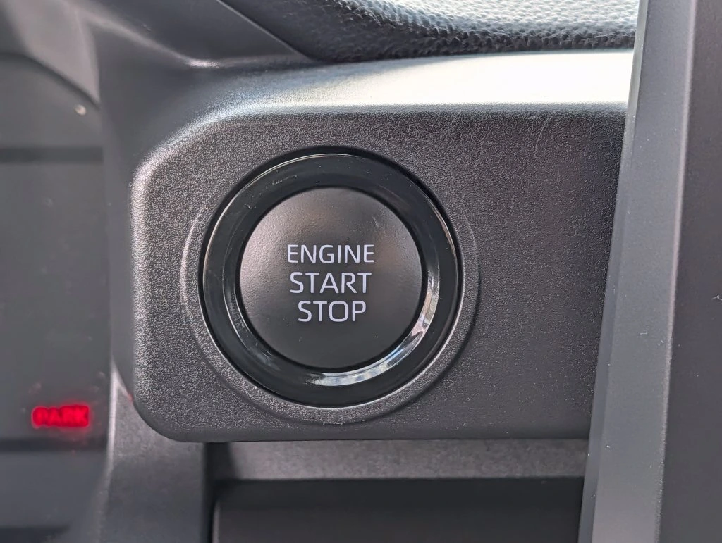 2025 Toyota Tacoma SR5 - Photo 27