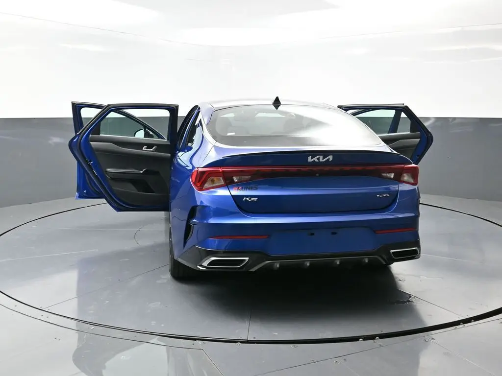 2022 Kia K5 GT-Line photo 47