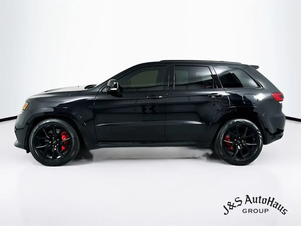 2020 Jeep Grand Cherokee SRT8 photo 4