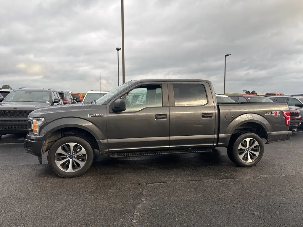 2020 Ford F-150 XL photo 3