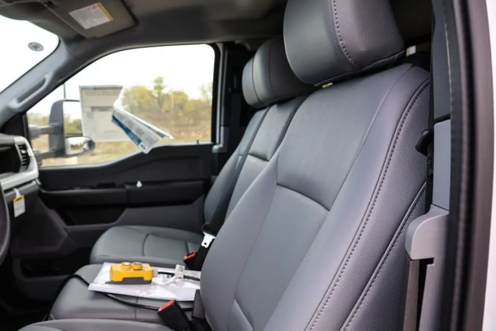 2025 Ford F-450 XL photo 15