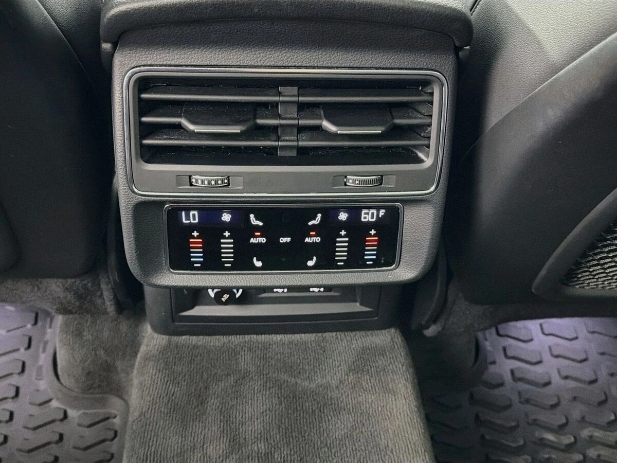 2019 Audi Q8 Premium Plus - Photo 28