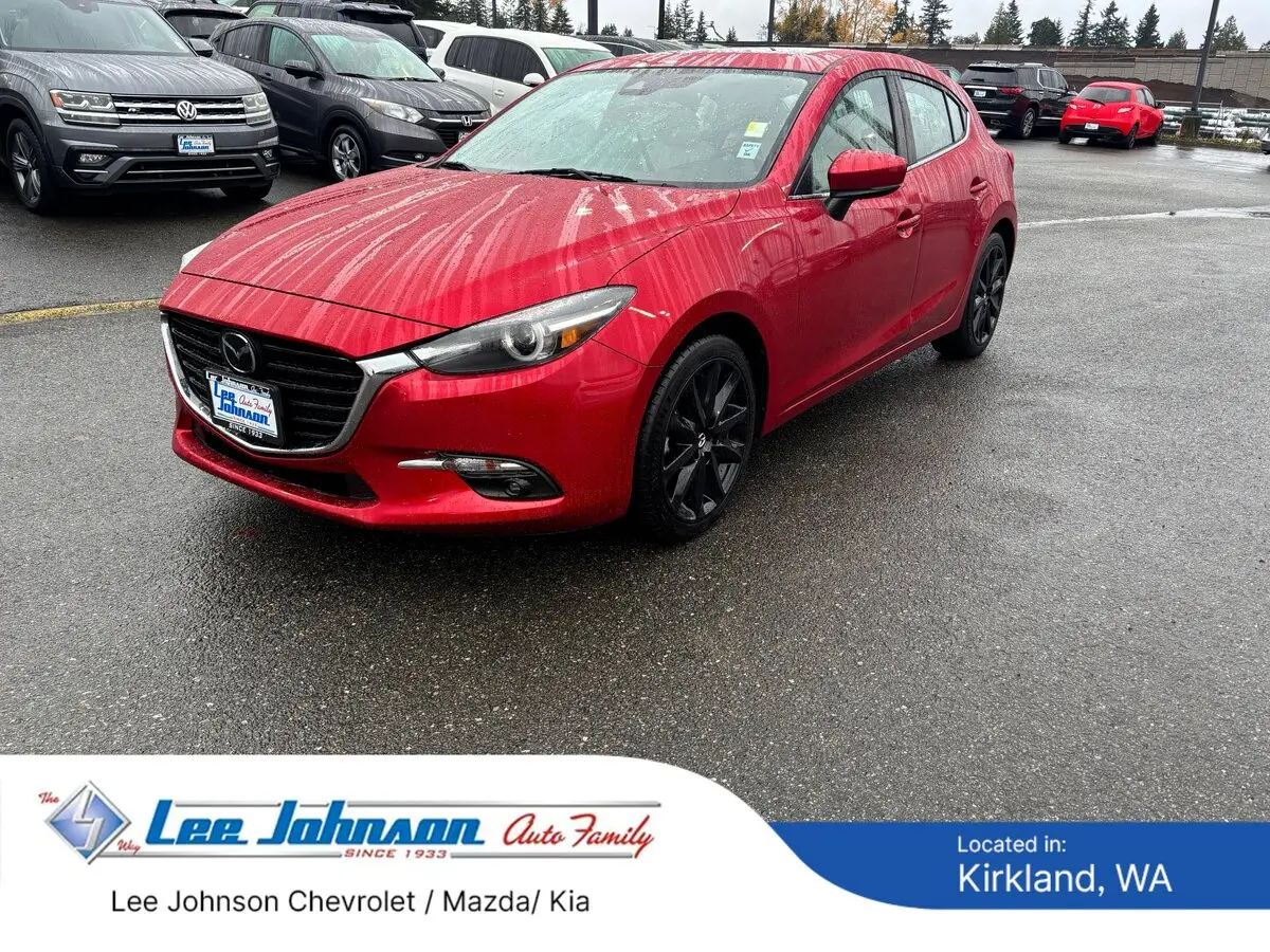 2017 Mazda Mazda3 Grand Touring's photo