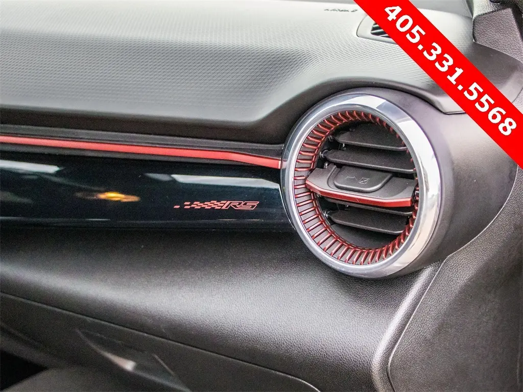 2025 Chevrolet Trax photo 14