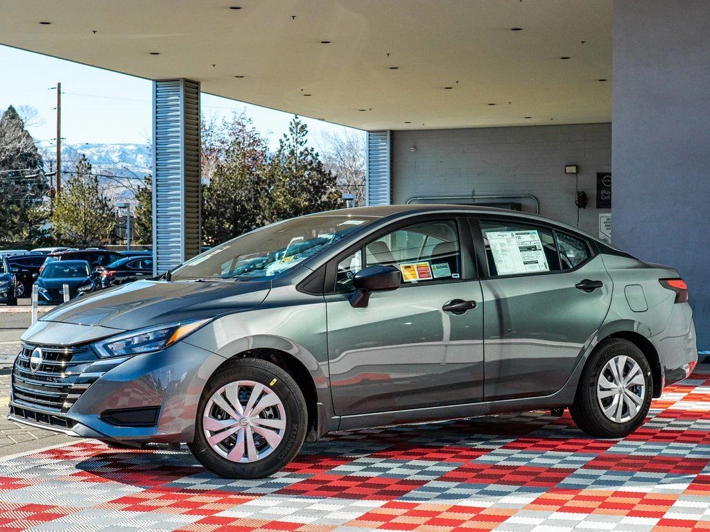 2025 Nissan Versa Sedan