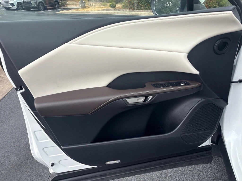 2026 Lexus RX 350 - Photo 12