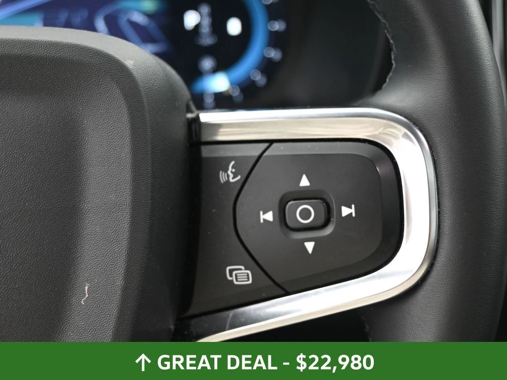 2024 Volvo - image 27