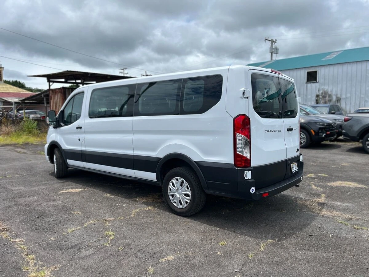 2023 Ford Transit Passenger Van XLT - Photo 15