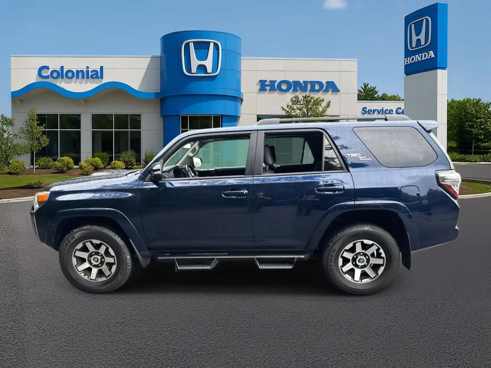 2024 Toyota 4Runner TRD Premium photo 2