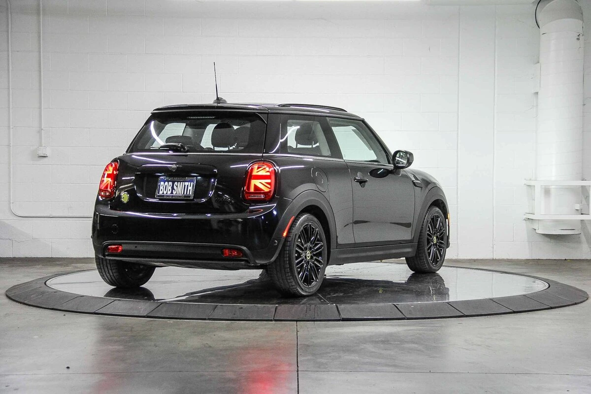 2024 MINI Hardtop 2 Door SE - Photo 6