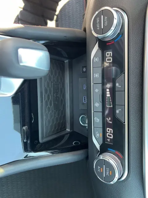 2025 Nissan Altima 2.5 SR photo 14