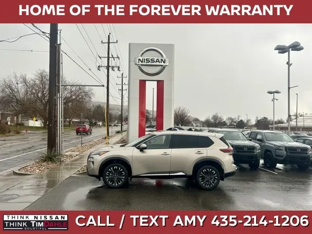 2026 Nissan Rogue Platinum's photo