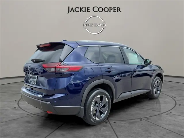 2026 Nissan Rogue SV photo 3