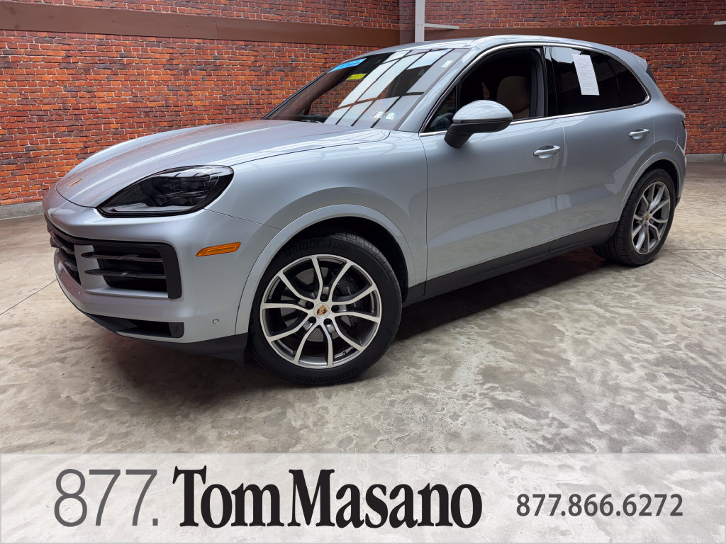 2025 Porsche Cayenne Base