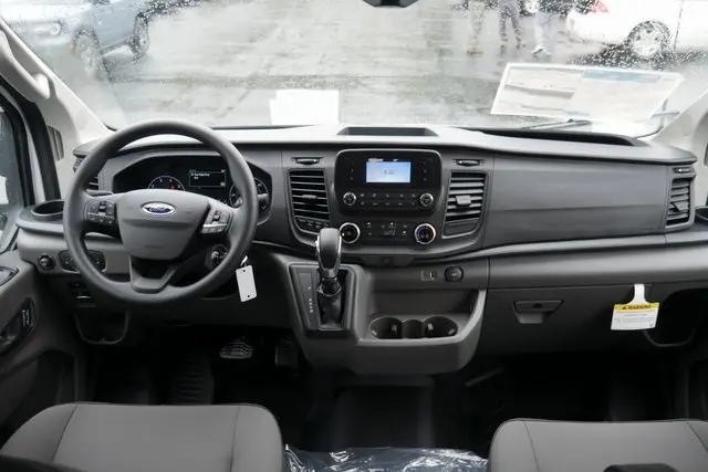2025 Ford Transit photo 4
