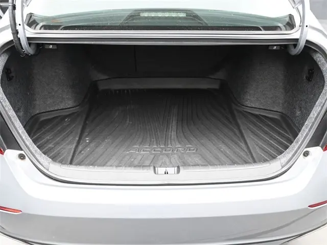 2022 Honda Accord Sport photo 28