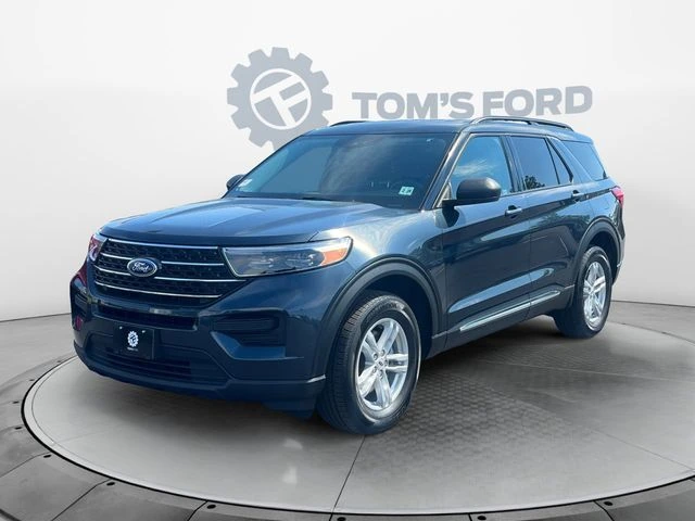 2023 Ford Explorer XLT 4WD's photo