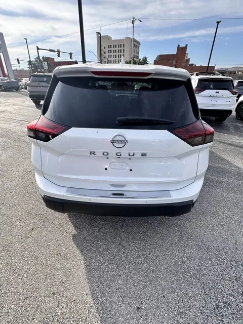 2026 Nissan Rogue SV photo 6