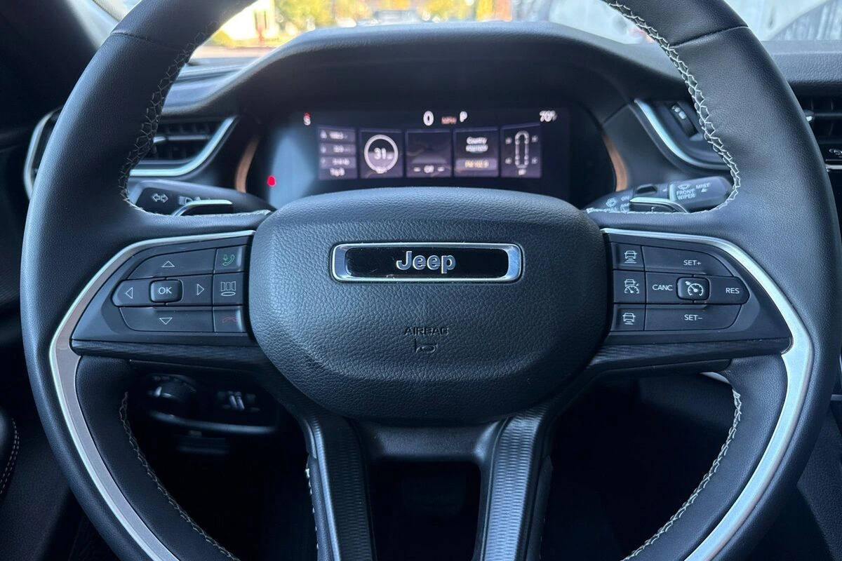 2025 Jeep Grand Cherokee Altitude - Photo 23