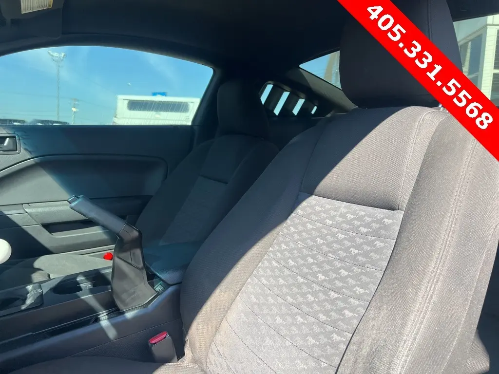 2007 Ford Mustang GT Deluxe photo 10