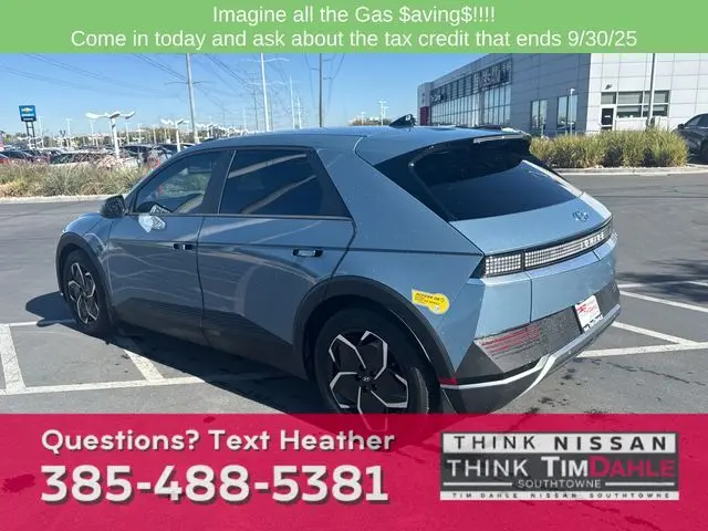 2022 Hyundai Ioniq 5 SEL photo 3