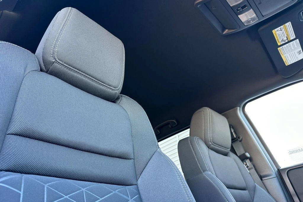 2026 Nissan Frontier SV - Photo 16