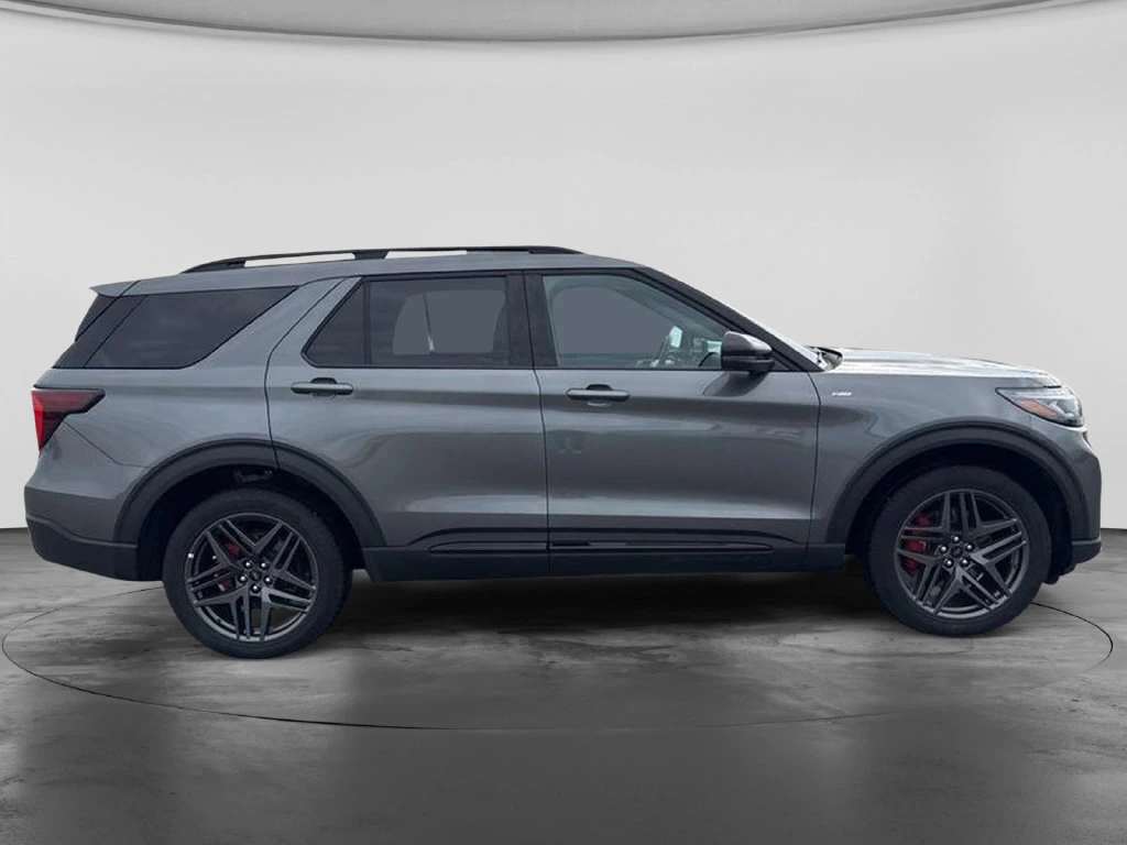 2025 Ford Explorer ST-LINE - Photo 18