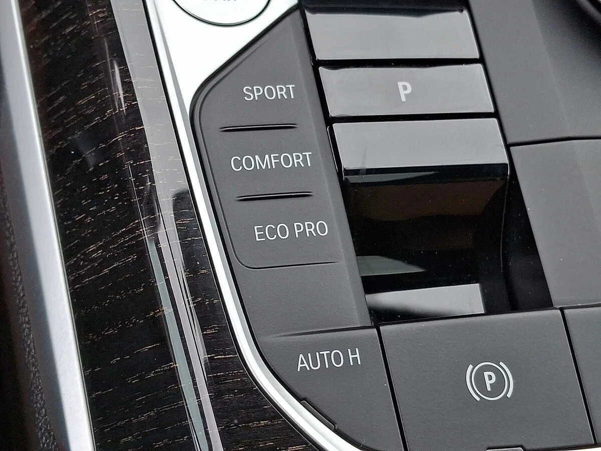 2023 BMW 3 Series 330i - Photo 22